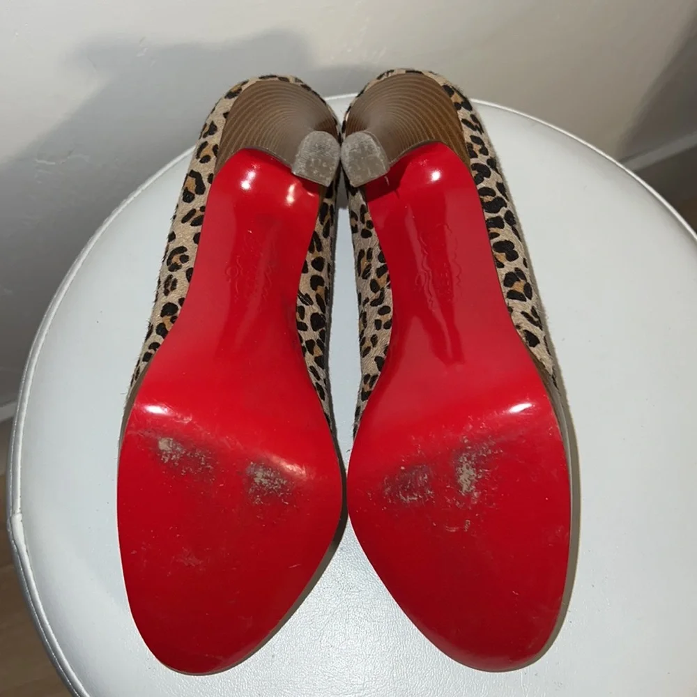oh…DEER! Slightly used leopard red heel pumps US6.5